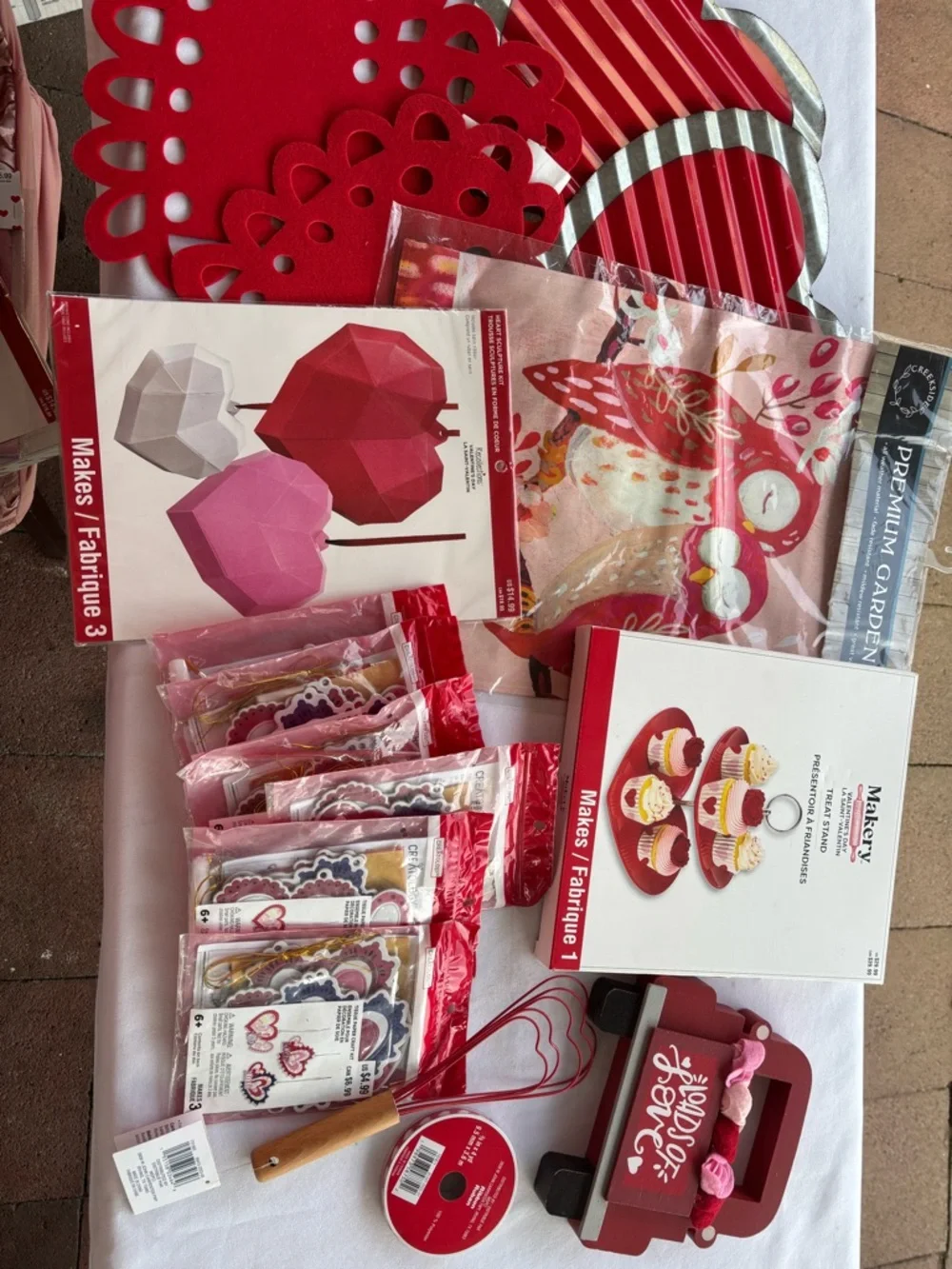 Red Valentine Party Decorations Kit - Home Party Supplies